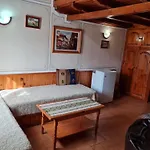 Konukevi Zlatniyat Telets Koprivştitsa