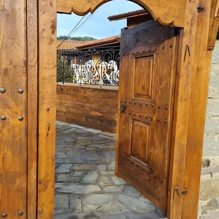 招待所 Zlatniyat Telets