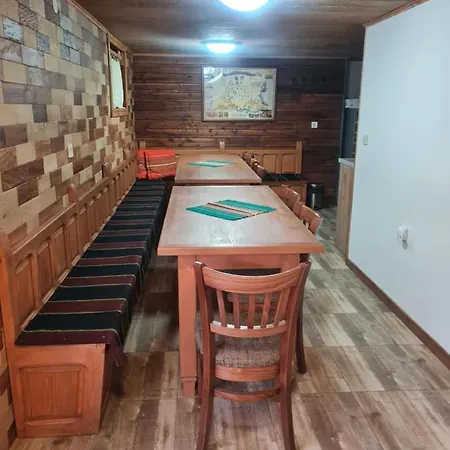 Guest house Zlatniyat Telets 2*